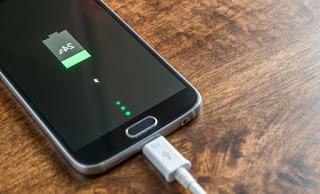 Cómo ver el estado de la batería en Android y iPhone